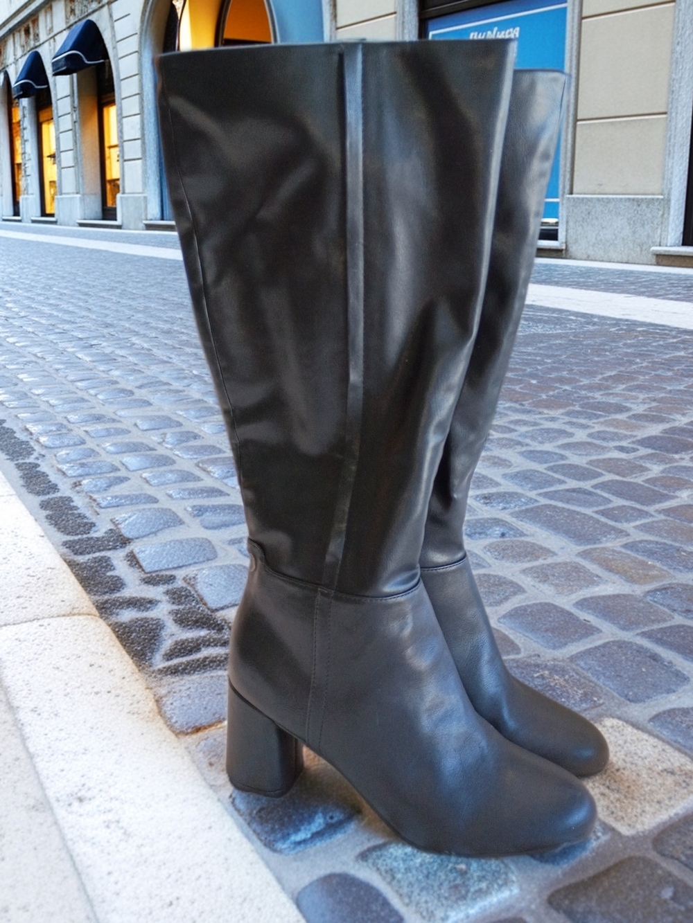 New Naturalizer Loving Vegan Black Knee-High Block Heel Boots
